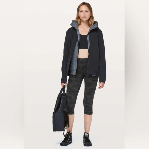 Lululemon Wunder Under Hi-Rise 1/2 Tight 17” - Picture 1 of 5